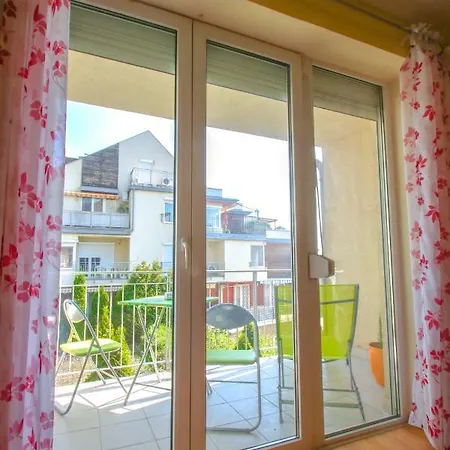 Red Rose Apartman Apartment