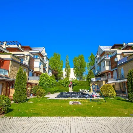 Red Rose Apartman